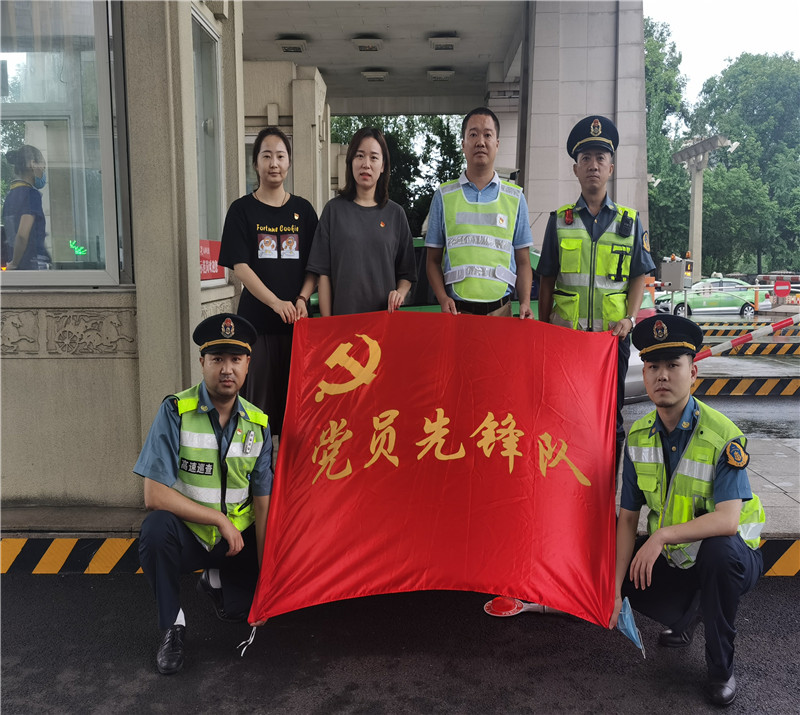 一、強責(zé)任 織密安全網(wǎng)2.jpg